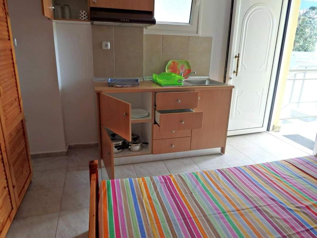 Fouli House Aparthotel Pefkochori Exterior photo
